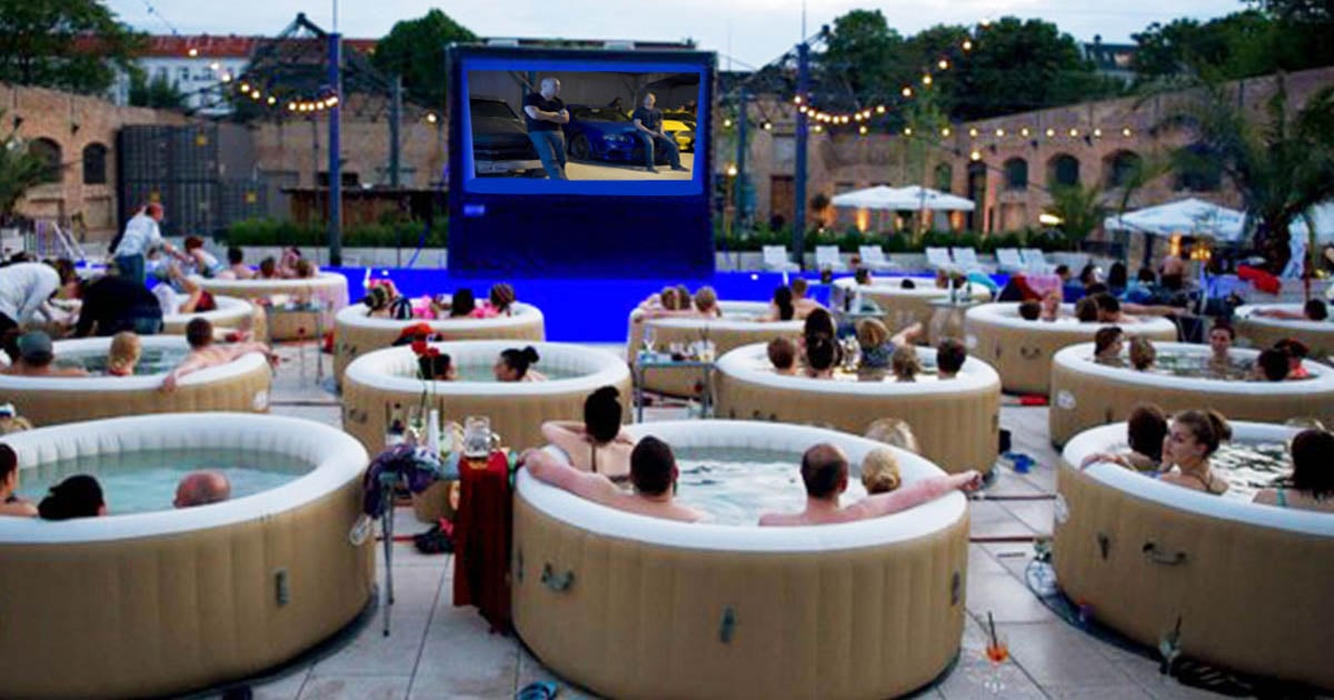 Minipiscine drive in whirpool cinema