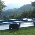 Installare mini piscina casa di campagna