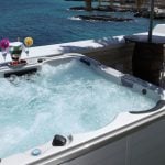 Idromassaggio fragole e champagne con Minipiscina Ice Box