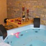 Minipiscina per aromaterapia alle essenze