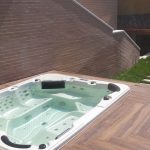 Minipiscina idromassaggio pianerottolo