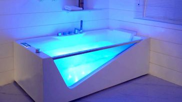 La terapia dei colori si fa in acqua