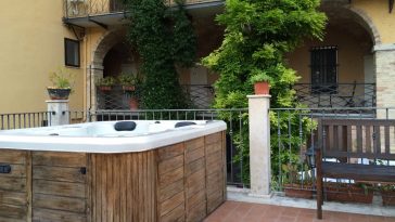 Minipiscina per terrazzi pre anni 2000