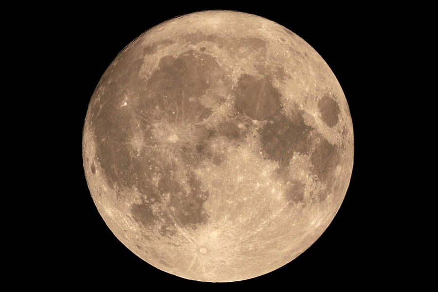Luna