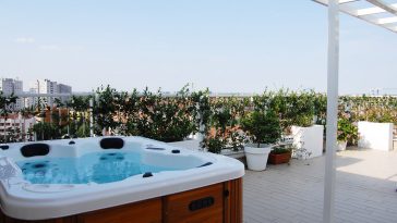 Minipiscina idromassaggio nella tua terrazza condominiale