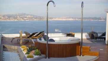 Modalità offline con minipiscina idromassaggio