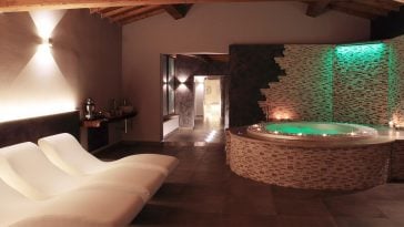 Minipiscina idromassaggio per sale da attesa