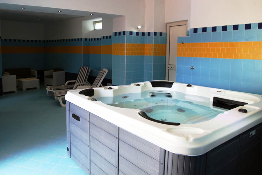 BL-810 minipiscina idromassaggio bagno piastrelle