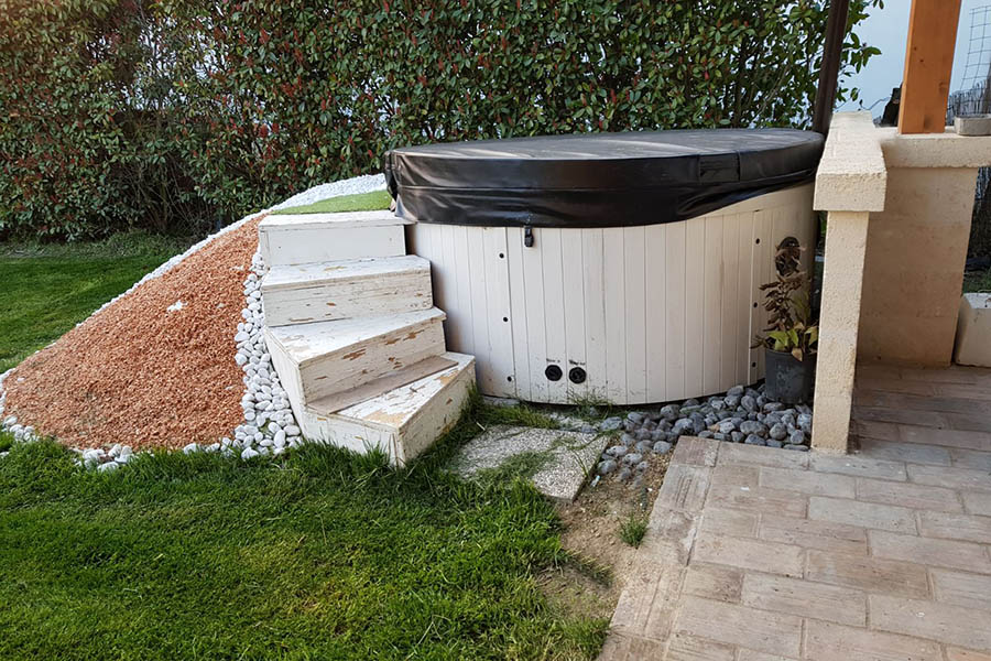 BL-875 minipiscina idromassaggio giardino di casa prefabbricata svizzera