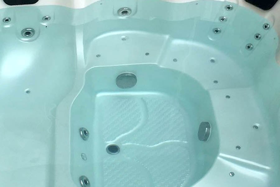 BL-801 minipiscina idromassaggio cuscini imbottiti
