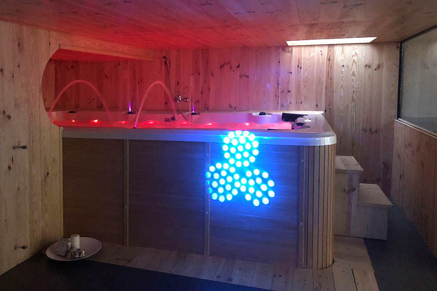 Nuoto controcorrente BL-823 Beauty Luxury